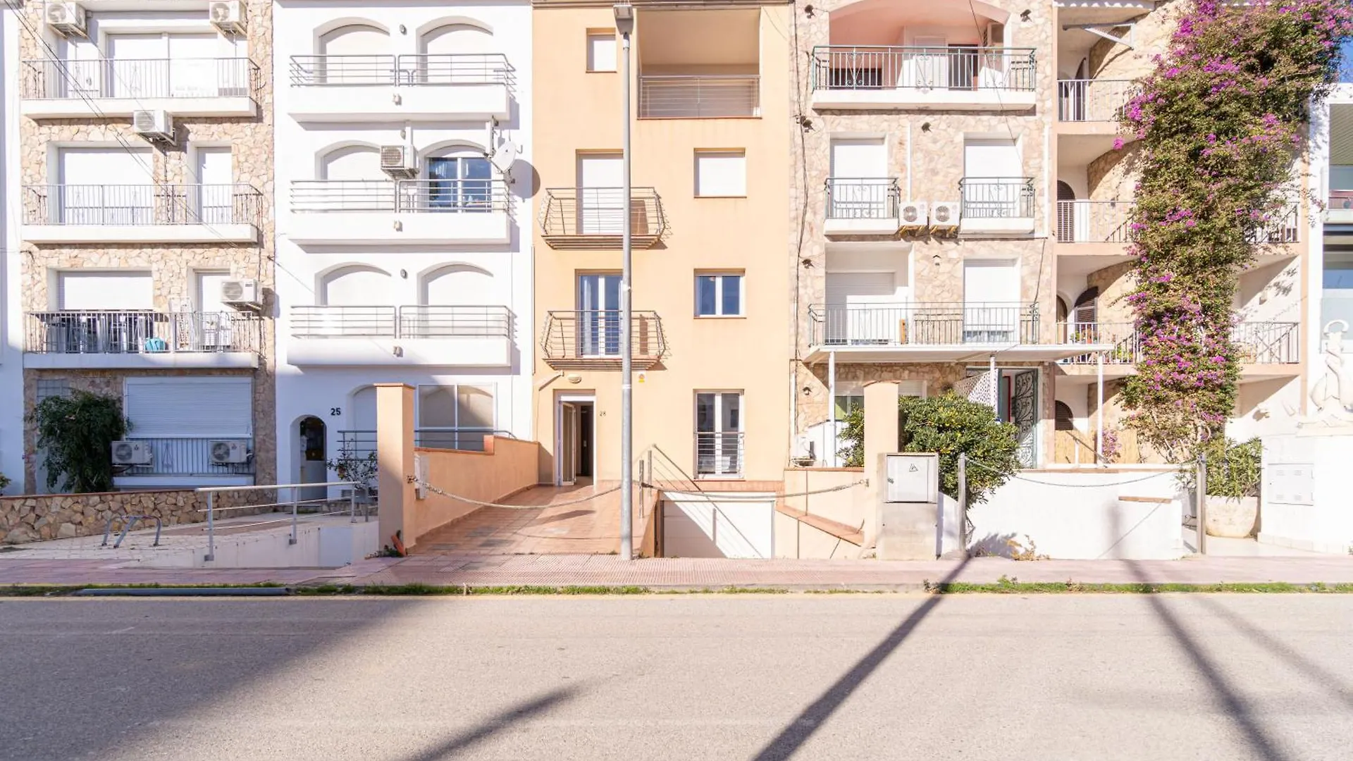 Apart-Rent Apartment Port Salins 0155 エンプリアブラバ