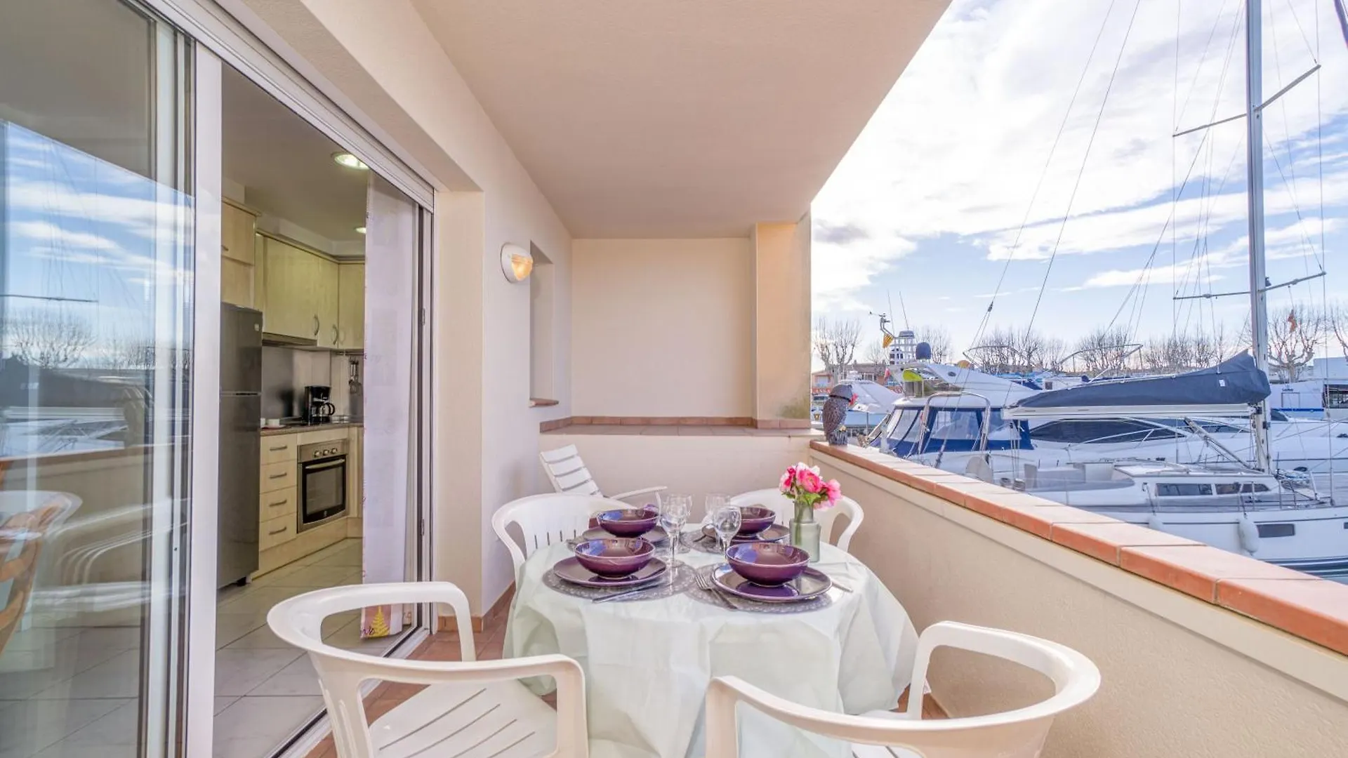 Apart-Rent Apartment Port Salins 0155 エンプリアブラバ 0*,  スペイン